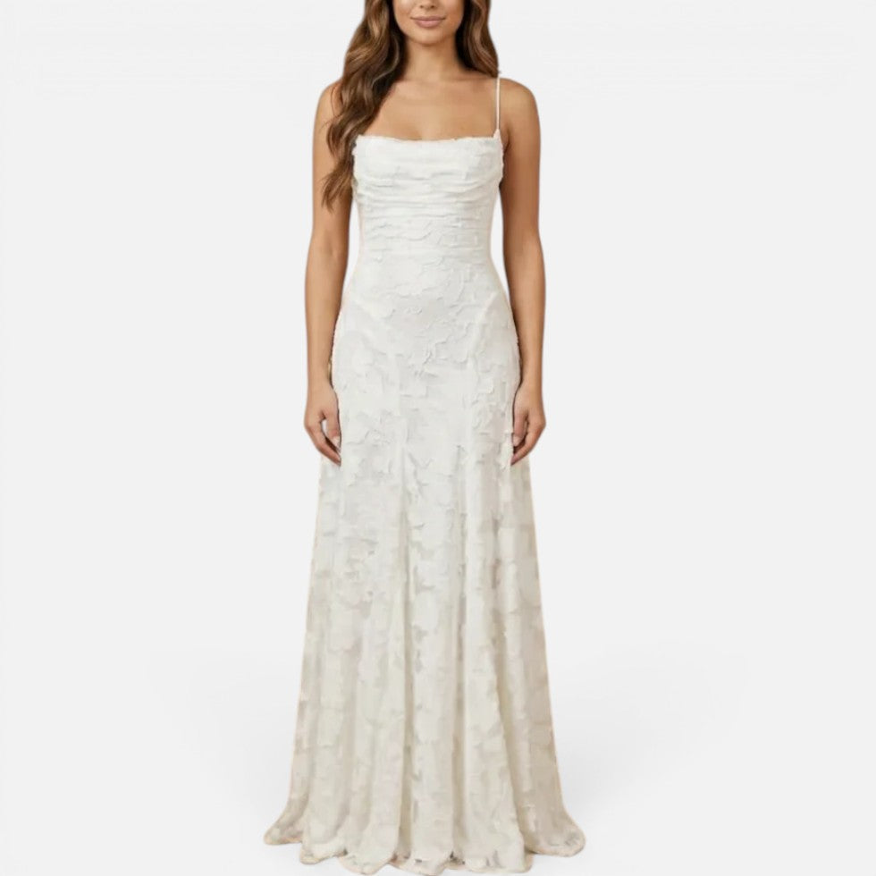 Elegant Lace Maxi Wedding Dress with Spaghetti Straps