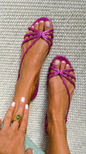 Women's Flat Sandals with Straps and Bow Detail