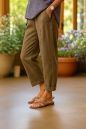 Women's Lightweight Cropped Pants with Cuffed Hems