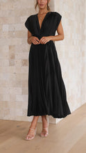 Women's Pleated Maxi Dress – V-Neck