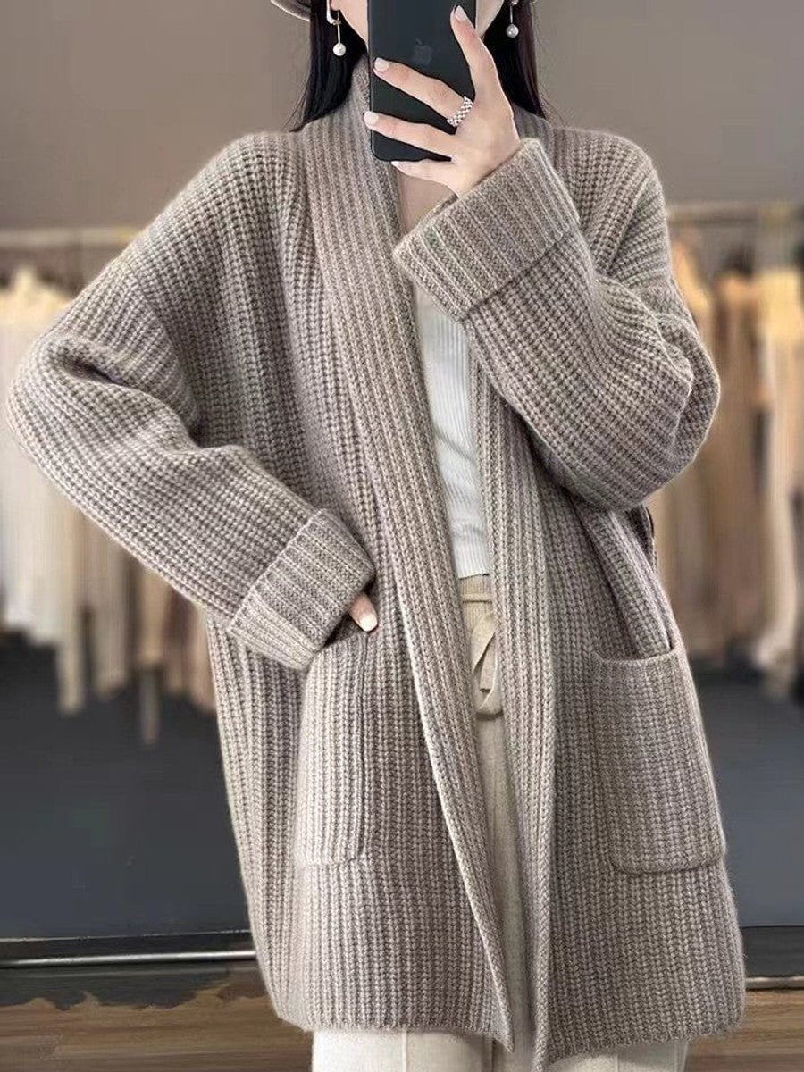 Freja Oversize Cardigan Women | Knitted, Loose Fit, Pockets 4