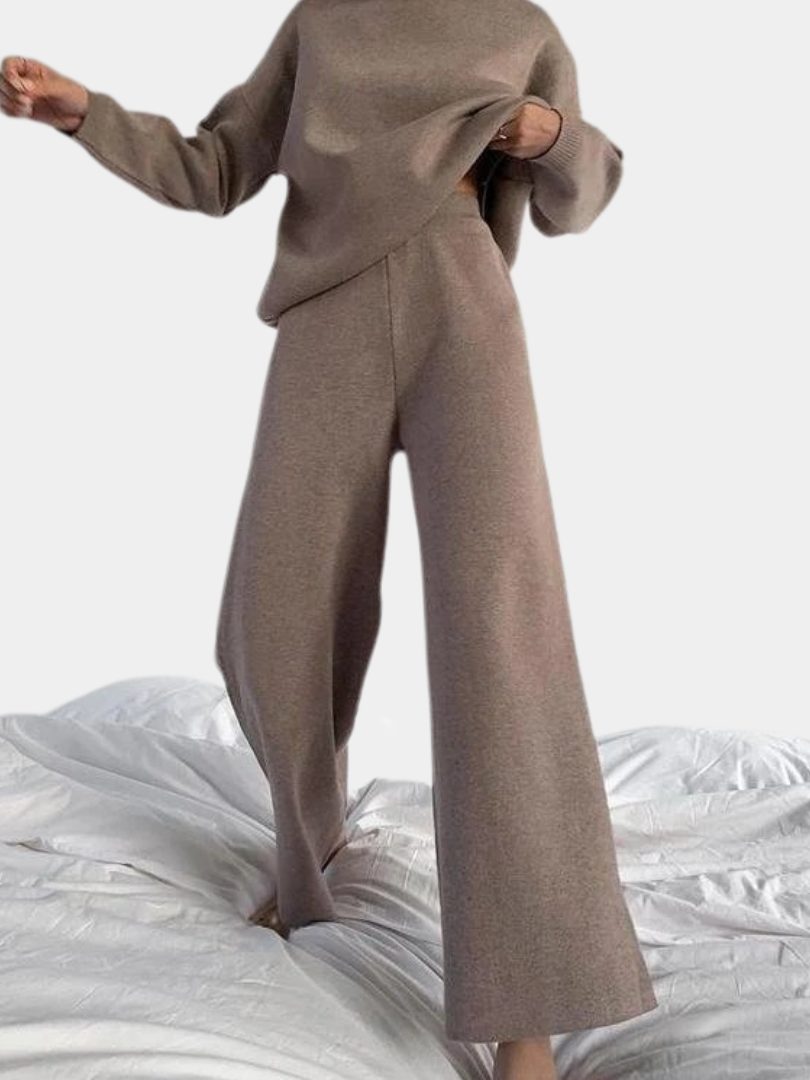 Ribbed Knit Wide Leg Set with Roll Neck for Women 2