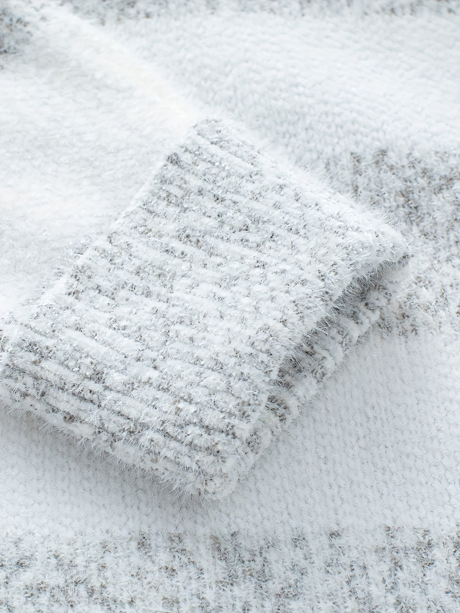 Sierra | Cozy High-Neck Sweater 4